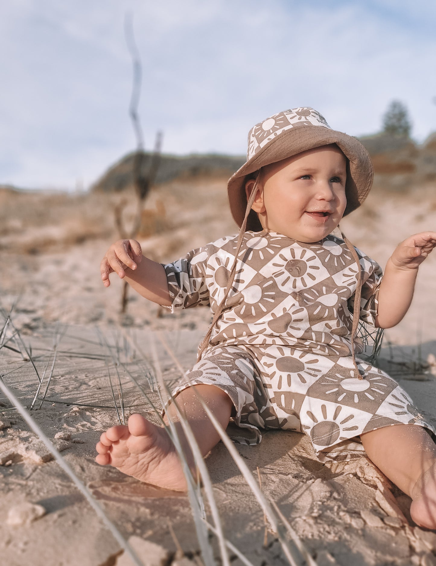 BRIGHTER DAYS TEE & SHORTS SET - MOCHA/COCONUT