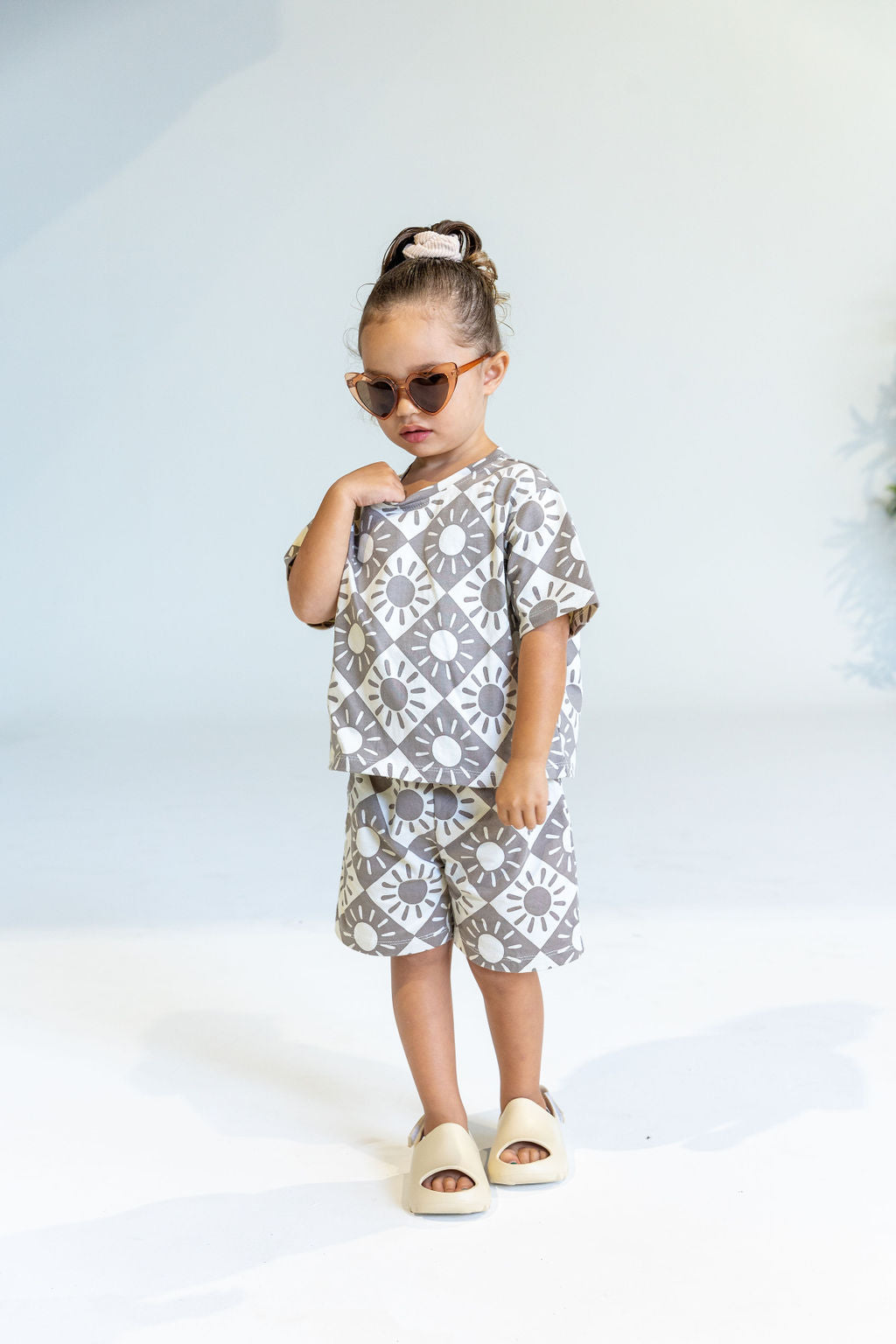 BRIGHTER DAYS TEE & SHORTS SET - MOCHA/COCONUT